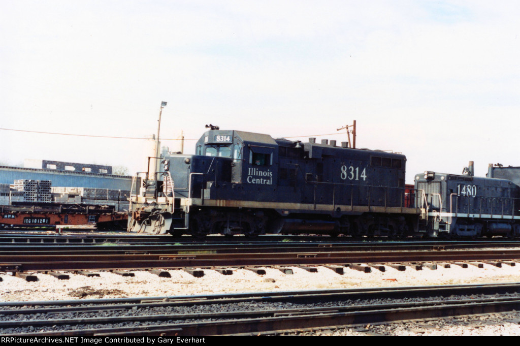 IC GP10 #8314 - Illinois Central